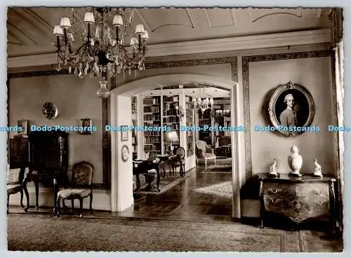 D332457 Schloss Altenhof. Blick von der Halle in Die Bibliothek. Steinbach. RP