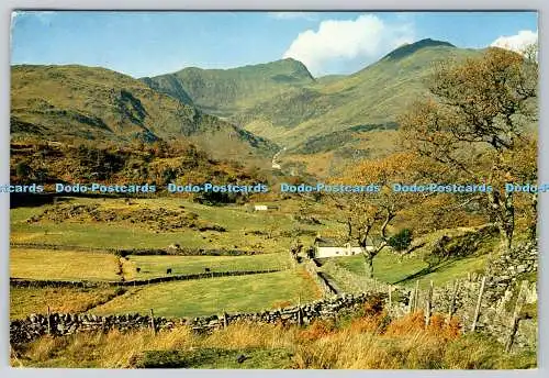D332530 Caernarvonshire. Snowdon von oben Nant Gwynant. J. Arthur Dixon Ltd. 1