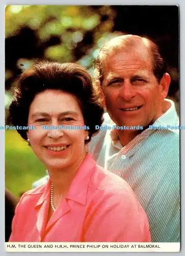 D329880 Queen und Prinz Philip im Urlaub in Balmoral. Fotopräzision. St. Ive