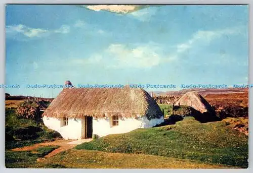 D332583 Isle of Skye. Ein Crofter Cottage. J. Arthur Dixon Ltd
