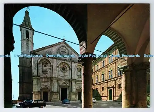 D335360 Pienza. Pio II Square. Elle Gi. Genua