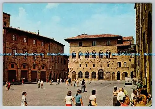 D332603 Volterra Citta Etrusca. Priors Square. Sparkassenpalast. Bertini