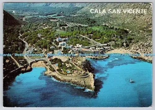 D327409 Cala San Vicente. Palma de Mallorca. Fotoperator. 1984