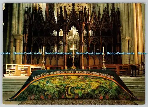 D327437 Winchester Cathedral. Schöpfungsaltar frontal. Belinda Scarlett. John Cro