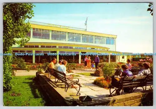 D327443 Pontin s Bracklesham Bay. Sussex. Photo Precision Ltd. Huntingdon. PM Ch