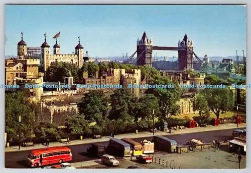 D332681 London. Der Tower und die Tower Bridge