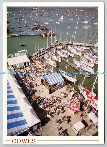 D330044 Isle of Wight. Kühe. Cowes Marina aus der Vogelperspektive. Patric Eden. J. Ar