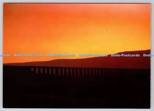 D327530 Sonnenuntergang. Ribblehead Viaduct. Mike Harding. Von Walking the Dales. Michae