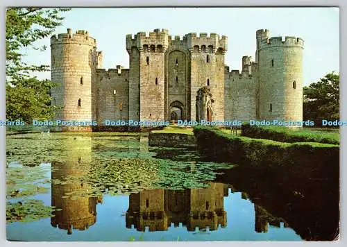 D327534 Bodiam Castle. Sussex. A. D. National Trust Eigentum. Judges Ltd. PM hat