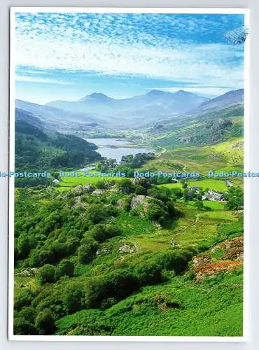 D335552 Capel Curig und das Snowdon Hufeisen. Dave Newbould