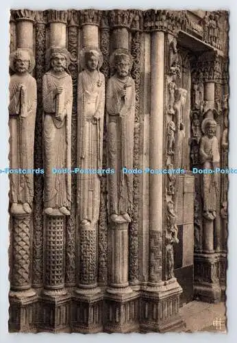 D335573 Cathedrale de Chartres. Portail Royal. Rois et Reines de Juda. Houvet