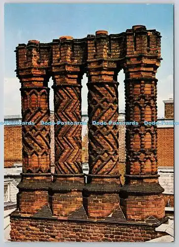 D330166 Middlesex. Hampton Court Palace. Schornsteine im Tudor-Stil. Abteilung der