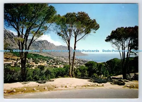 D335706 Südafrika. Kapstadt. Camps Bay und die Apostles Peninsula. J. Arthur