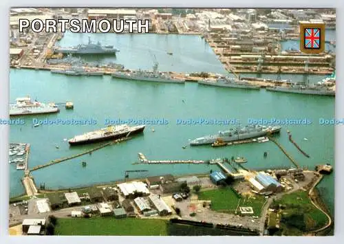 D335777 Portsmouth. Hafen zeigt die Royal Britannia. Löwe Karten. Don Carr