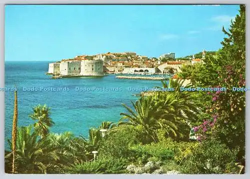 D327813 Dubrovnik. Panorama. Izdavac Niro Privredni Vjesnik. RJ Turisticka Propa