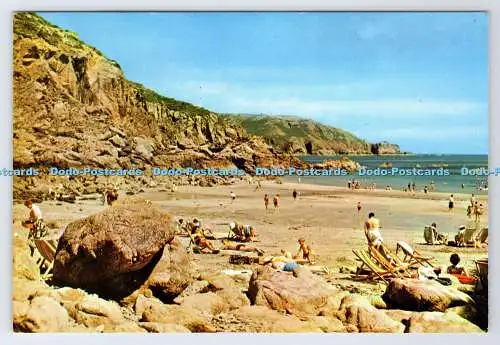 D335779 Guernsey. Petit Bot Bay. 1965