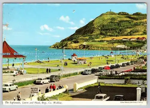 D333127 Co. Wicklow. Bray. Rasen und Kopf. Die Esplanade. John Hinde Ltd