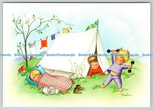 D327960 Zeichnen mit Kindern am Zelt. Frankie. E. T. W. Dennis Ltd. Scarbor