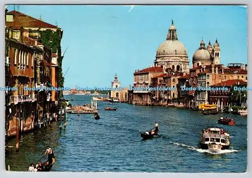 D330709 Venezia. Großer Kanal. Kuppeln der Grußkirche. G. Favalli. S.A.R