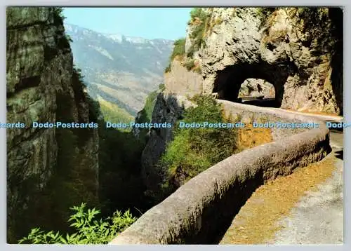 D328571 Route des Grands Goulets. Les Alpes touristiques. Le Vercors. Andre. Gre