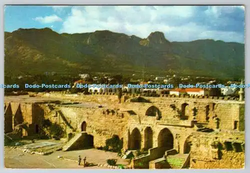 D333975 Girne. Kibris. Girne Kalesinin Icinden bir Goruhum
