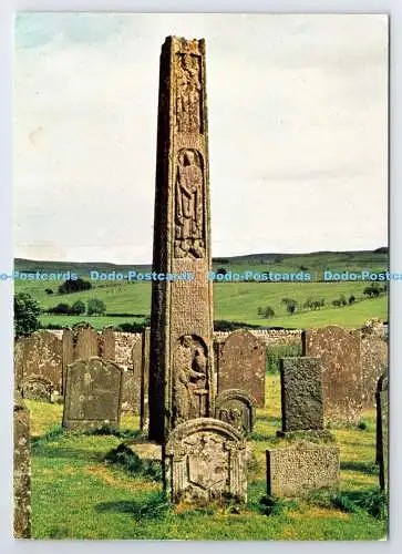 D336024 Bewcastle. Cumbria. Kirche St. Cuthberts. Angelsächsisches Kreuz. Richter. C.