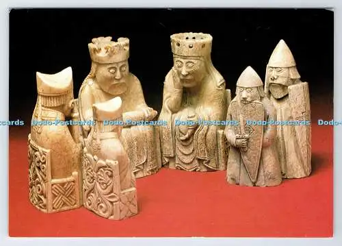 D336149 National Museum of Antiquities of Scotland. Schachfiguren von Walross Elfenbein Fro