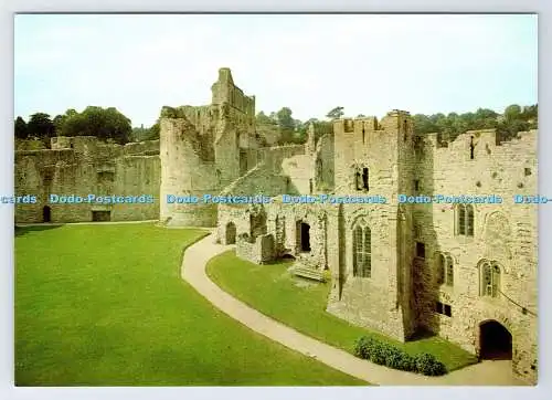 D338545 Gwent. Schloss Chepstow. Lower Bailey zeigt Great Hall. HMSO. W. S. Kuh