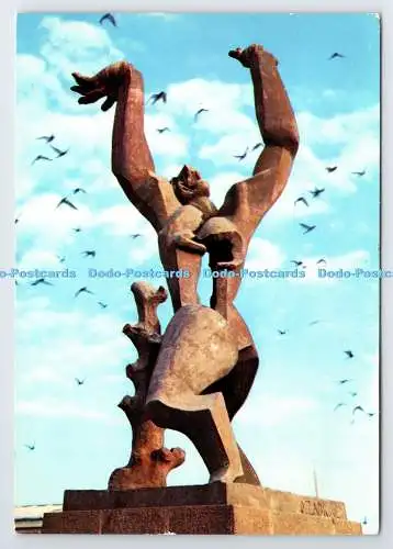 D336640 Holland. Rotterdam. Monument Mei 1940 Verwoeste Stad O. Zadkine. Krüger.