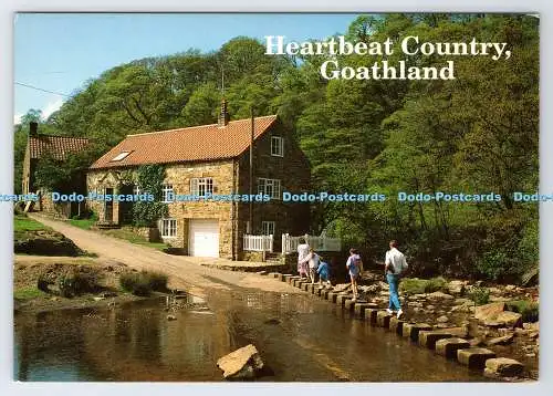 D338672 Goathland. Heartbeat Country. Trittsteine. Darnholme. E. T. W. Denni