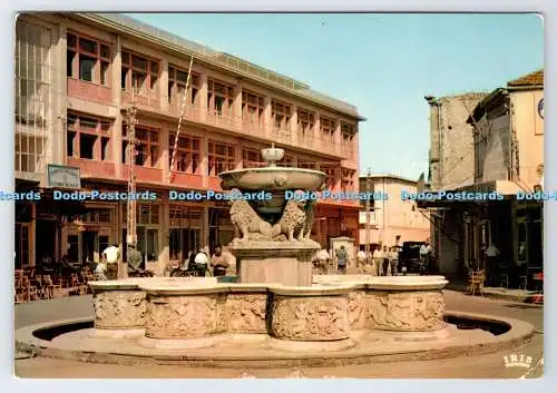 D336767 Kreta. Iraklion. Morosini Brunnen. Hassid