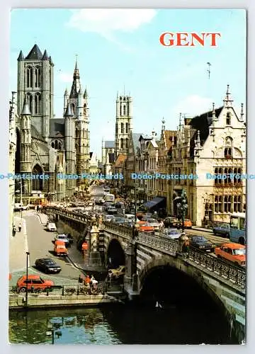 D336800 Gent. Nikolaikirche. Glockenturm und St.-Bayon-Kathedrale. Ern. Nels Thi