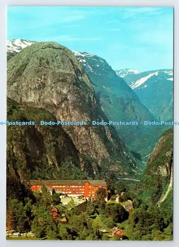 D339016 Norwegen. Hotel Stalheim. Richtung Naeroydal Valley und Jordalsnuten Peak.