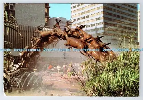 D339122 Südafrika. Johannesburg. Der Oppenheimer Impala Brunnen. Constantia