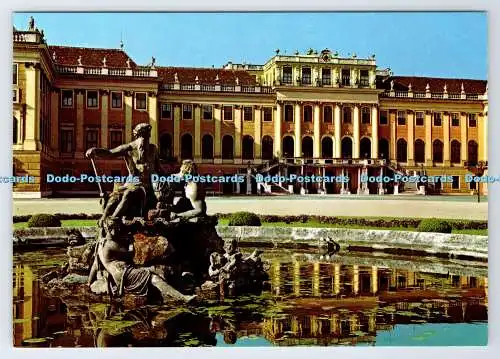 D337323 Wien. Schloss Schönbrunn. Nordfront Mit Ehrenhof