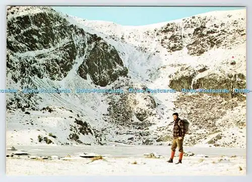 D339383 Carnedd. Snowdonia. Fynnon Loer. J. Arthur Dixon. Van Greaves