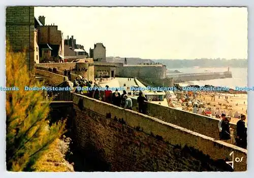 D337442 Saint Malo. Promenade Sur Les Remparts. Jos. Iris. 1964