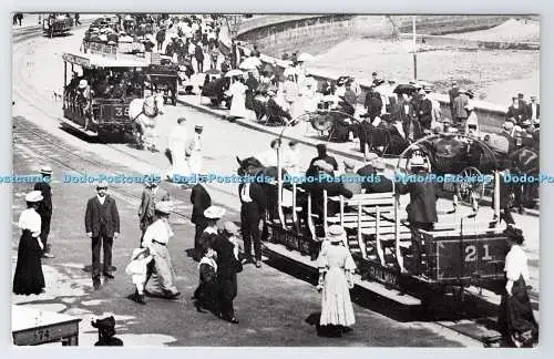 D339642 Douglas Corporation Pferdestraßenbahnen 21 und 35 an der Loch Promenade. George S