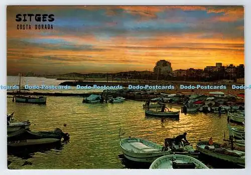 D337669 Sitges. Costa Dorada. Schöner Sonnenuntergang. Catalan Ibarz