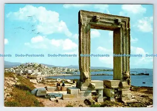 D337770 Naxos. Eine Ewigkeit. Der Tempel des Apollon. Ben