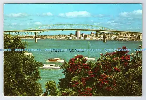 D337779 Neuseeland. Auckland City. Die Auckland Harbour Bridge. G. B. Scott Sou