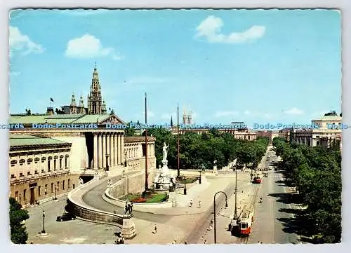 D337788 Wien. Die Ringstraße die Parlamentsgebäude das Rathaus und die O