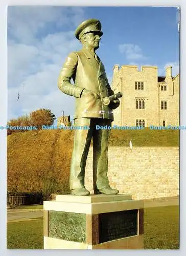 D339829 Kent. Dover Castle. Statue von Admiral Sir Bertram Ramsay. English Herita