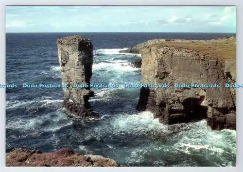 D337984 Orkney. Yesnaby Castle. Charles Tait. Nevisprint
