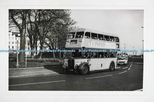 C028026 Bus. LYR915. Altes Foto