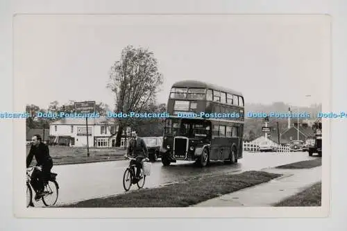 C028234 Bus. London. MLL685. S. Clennell. Glade Cottage. Die Lichtung. Kingswood. S