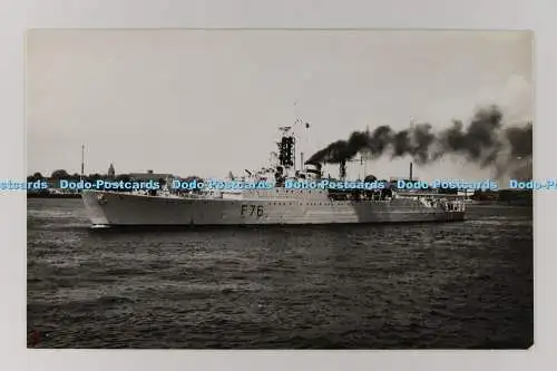 C029366 HMS Virago R75 F76. Altes Foto