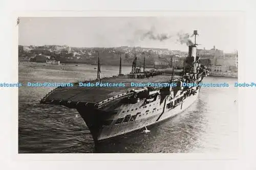 C028517 HMS Ark Royal. Altes Foto