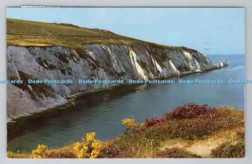 R780684 I.W. Alaun Bay und die Nadeln. Nahe. Ventnor. Jarrold. RP. 1964