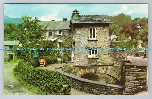 R780687 Ambleside. Das alte Brückenhaus. 1972